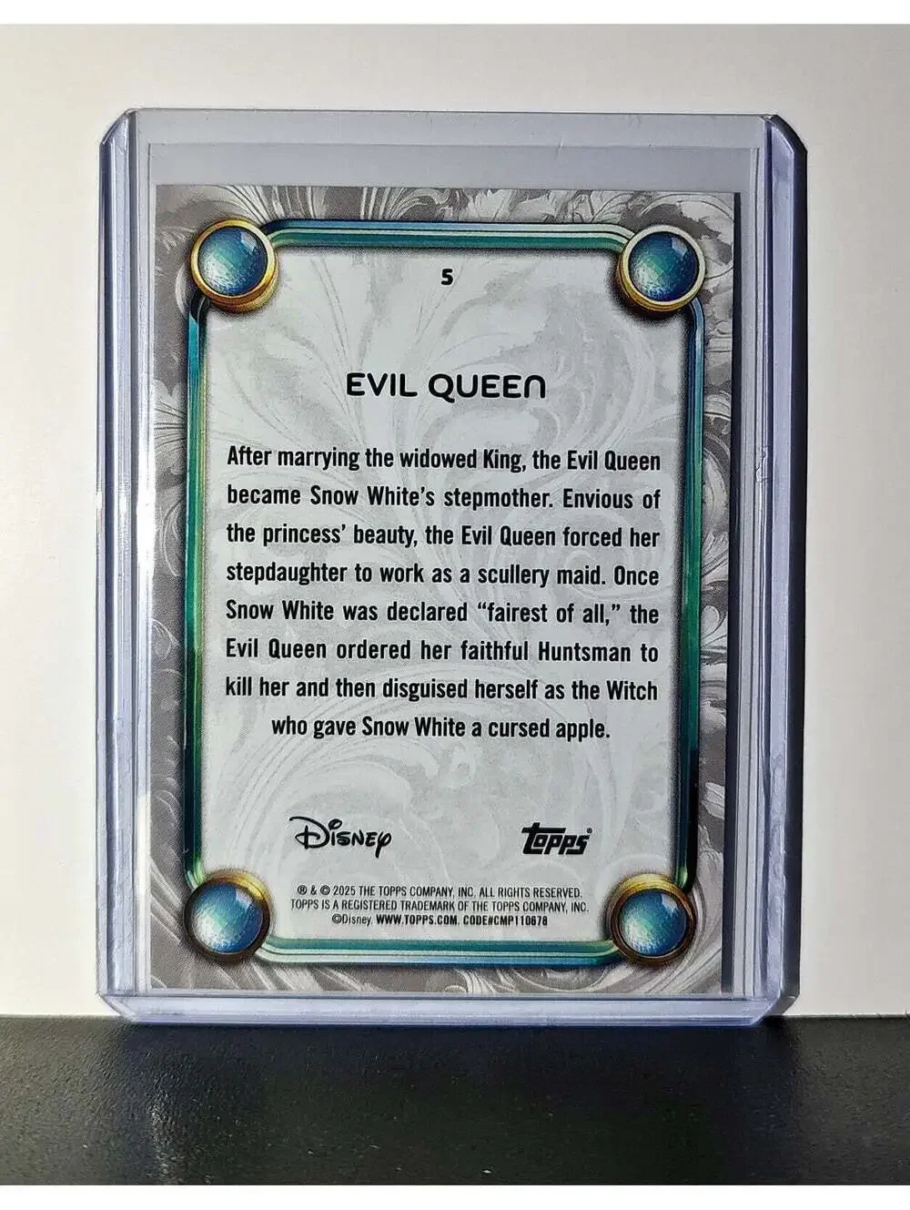 Evil Queen 2025 Topps Disney Wonder #5 Card Snow White and the Seven Dwarfs
